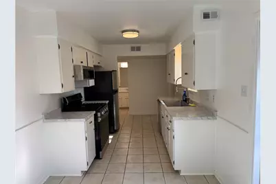 4701 Sagebrush Circle, Austin, TX 78745 - Photo 10