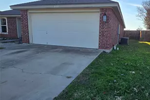 212 Druse Ln, Jarrell, TX 76537 - Photo 2