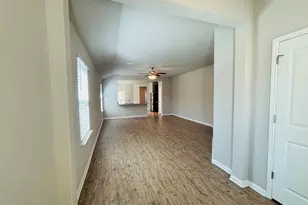 1320 Walden Pond Dr, Pflugerville, TX 78660 - Photo 6