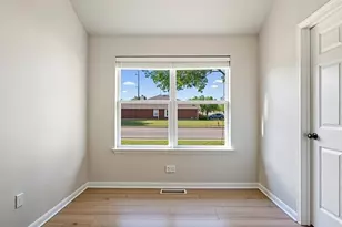 1201 Ridgewood Dr, Leander, TX 78641 - Photo 12