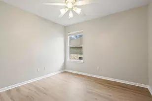 1201 Ridgewood Dr, Leander, TX 78641 - Photo 20