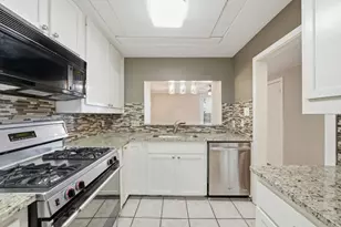 606 W Lynn St, Austin, TX 78703 - Photo 6