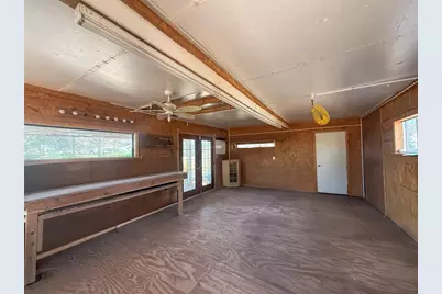 11143 N Highway 77, Lexington, TX 78947 - Photo 16