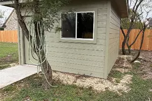 301 S Mustang Ave, Cedar Park, TX 78613 - Photo 12