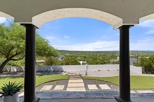 401 Rogart Dr, Spicewood, TX 78669 - Photo 8