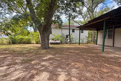 507 Crockett Street, Martindale, TX 78655 - Photo 30