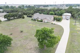 221 Breakaway Rd, Cedar Park, TX 78613 - Photo 4