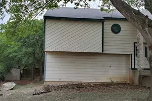 106 Potomac Cir, San Marcos, TX 78666 - Photo 2