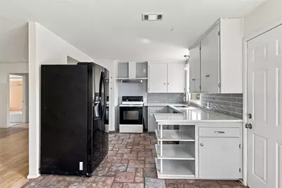 5200 Avon Place, Austin, TX 78723 - Photo 12