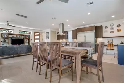 2201 E 9th Street, Austin, TX 78702 - Photo 14