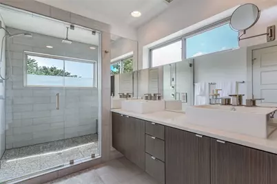 2201 E 9th Street, Austin, TX 78702 - Photo 26