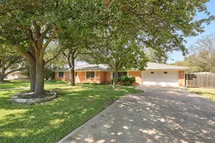 12504 Silver Spur, Austin, TX 78727 - Photo 2