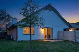 12319 Turtle Rock Rd, Austin, TX 78729 - Photo 2