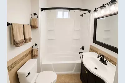 903 E 12th Street, Austin, TX 78702 - Photo 4