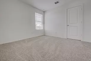 517 Thunderstorm Ave, Lockhart, TX 78644 - Photo 16