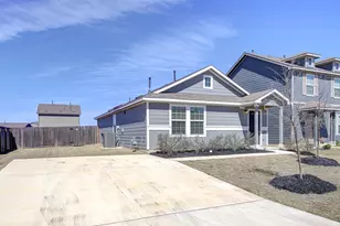 517 Thunderstorm Ave, Lockhart, TX 78644 - Photo 4