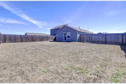 517 Thunderstorm Avenue, Lockhart, TX 78644 - Photo 22