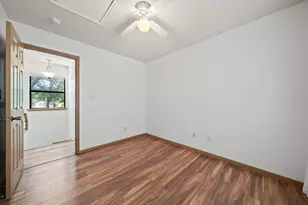 1904 Garden St, Austin, TX 78702 - Photo 8
