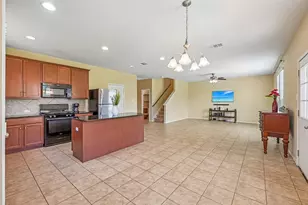140 Lynn Crest Bend, Buda, TX 78610 - Photo 8