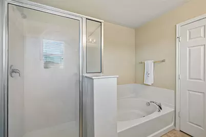 140 Lynn Crest Bend, Buda, TX 78610 - Photo 20