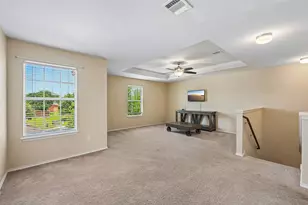 140 Lynn Crest Bend, Buda, TX 78610 - Photo 14