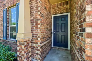140 Lynn Crest Bend, Buda, TX 78610 - Photo 4