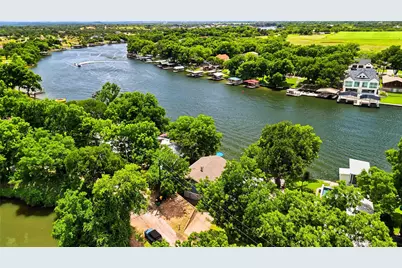 1308 Lakeside Drive, Burnet, TX 78611 - Photo 4