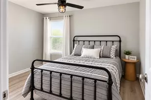 10924 Roderick Lawson Ln, Austin, TX 78754 - Photo 10
