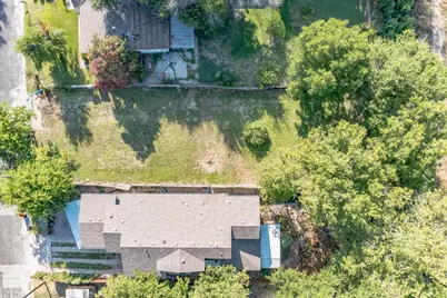 410 Swanee Drive, Austin, TX 78752 - Photo 12
