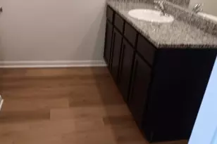 213 N Crescent Park Dr, Jarrell, TX 76537 - Photo 12