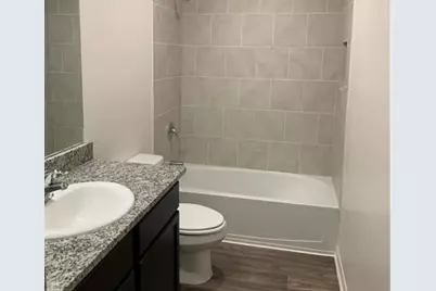 213 N Crescent Park Drive, Jarrell, TX 76537 - Photo 18