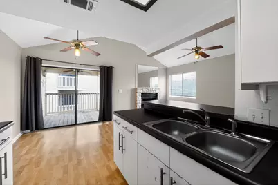 1013 Chestnut Street #C6, San Marcos, TX 78666 - Photo 12