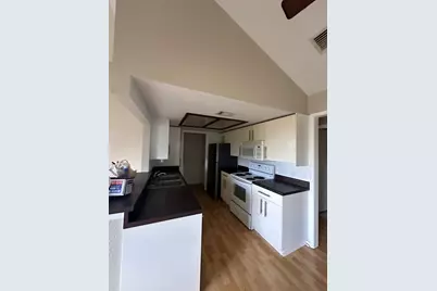 1013 Chestnut Street #C6, San Marcos, TX 78666 - Photo 2