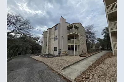 1013 Chestnut Street #C6, San Marcos, TX 78666 - Photo 2
