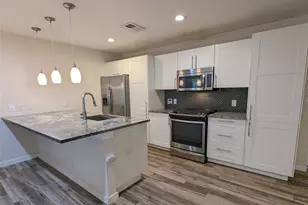 11308 Hilltop St, Austin, TX 78753 - Photo 10