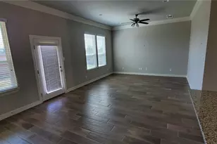 100 Bailey Kay Ct, Jarrell, TX 76537 - Photo 4