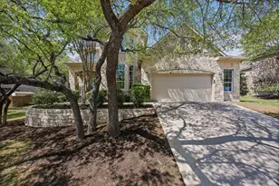 2200 Rio Mesa Dr, Austin, TX 78732 - Photo 2