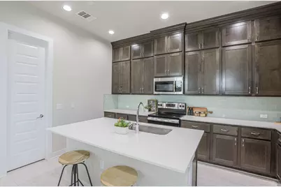 3108 E 51st Street #1101, Austin, TX 78723 - Photo 10