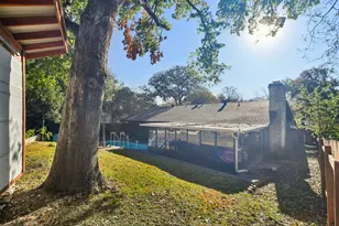 6822 Willamette Dr, Austin, TX 78723 - Photo 36