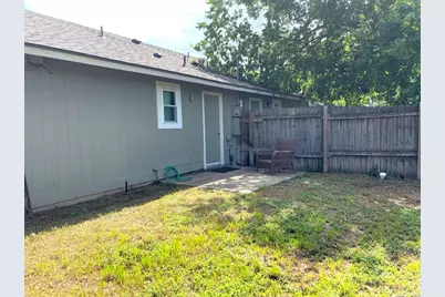 16005 Stoneham Circle, Pflugerville, TX 78660 - Photo 18