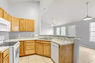 805 Debra Dr, Taylor, TX 76574 - Photo 10