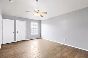 805 Debra Dr, Taylor, TX 76574 - Photo 24