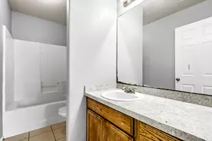 805 Debra Dr, Taylor, TX 76574 - Photo 18