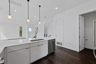 6821 Wolfcreek Pass #2, Austin, TX 78749 - Photo 10