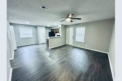 5507 Rose Hill Circle #B, Austin, TX 78745 - Photo 4