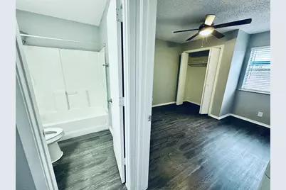 5507 Rose Hill Circle #B, Austin, TX 78745 - Photo 14