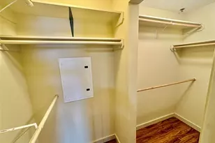 711 W 26th St, Austin, TX 78705 - Photo 10