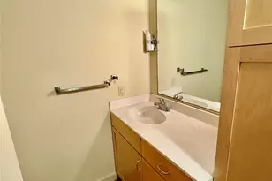 711 W 26th St, Austin, TX 78705 - Photo 8