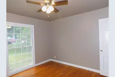 1400 Berkshire Drive, Austin, TX 78723 - Photo 14