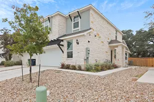 1519 Fenton Hl Dr, Leander, TX 78641 - Photo 2
